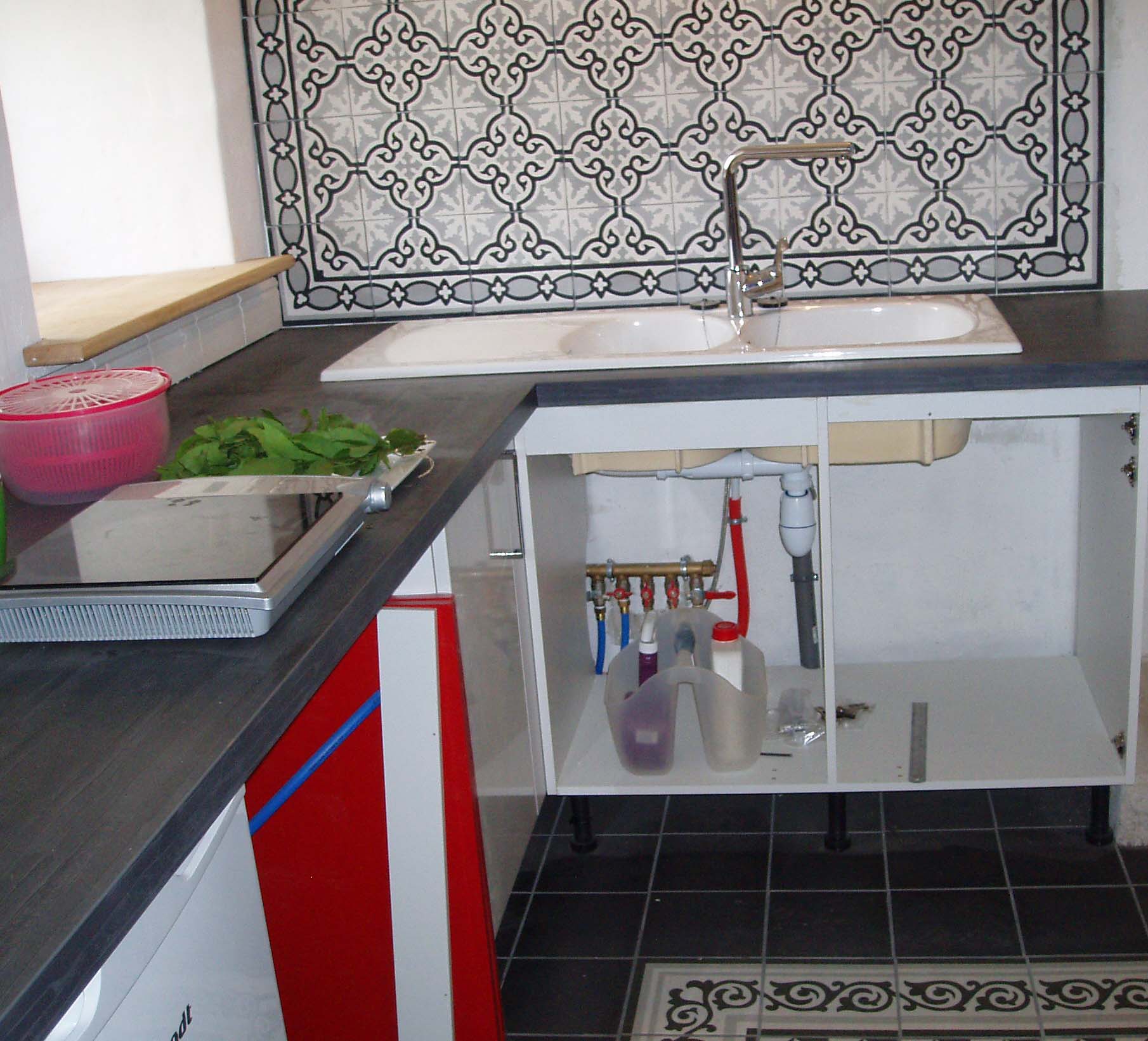 Image of Completed corner of kitchen